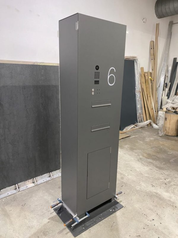 МЕТАЛЛИЧЕСКИЕ СТОЛБИКИ ДЛЯ ОГРАЖДЕНИЙ 